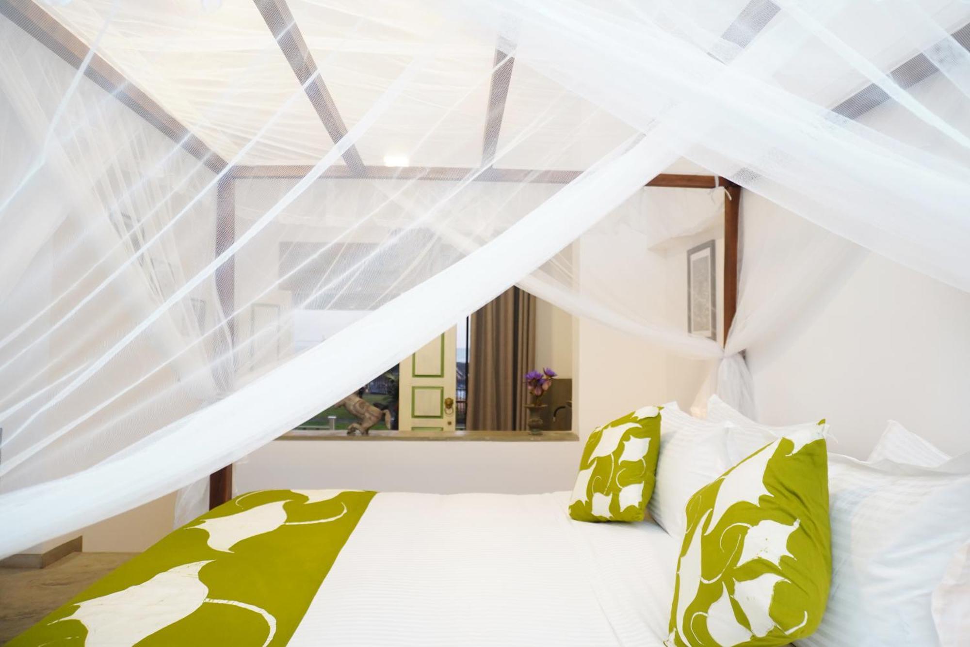 Manta Beach Resort & Ayurvedic Wellness Centre Boossa Екстер'єр фото